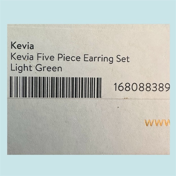 Kevia Women's Five Piece Earring Set - Picture 4 of 4